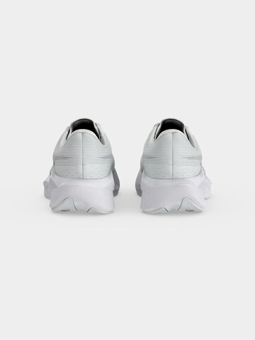 ASICS Παπούτσι για τρέξιμο 'NOVABLAST 6' σε λευκό