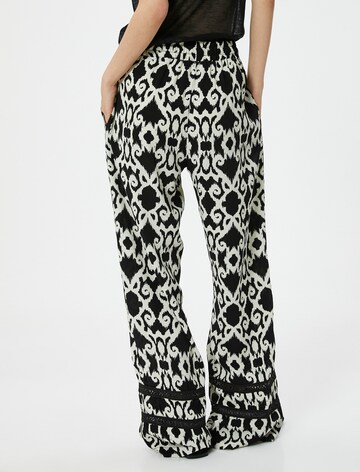 Koton Wide Leg Hose in Schwarz