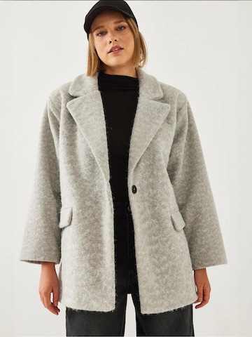 Cappotto di mezza stagione di Bianco Lucci in grigio