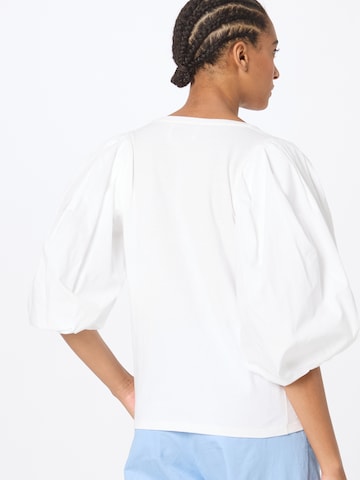 Essentiel Antwerp Μπλούζα 'BOLOGNA' σε λευκό