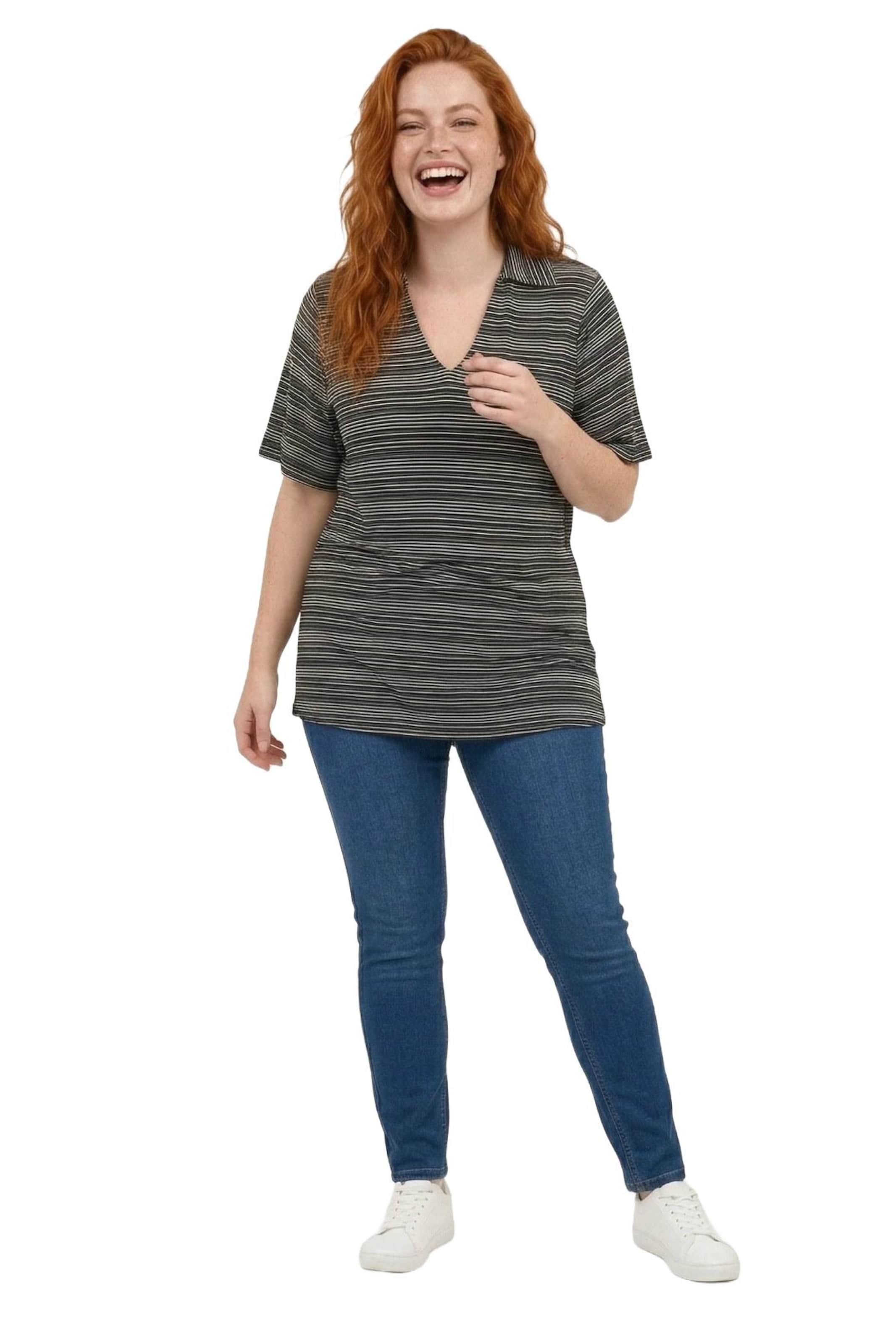 Shape Of You Shirt in Zwart