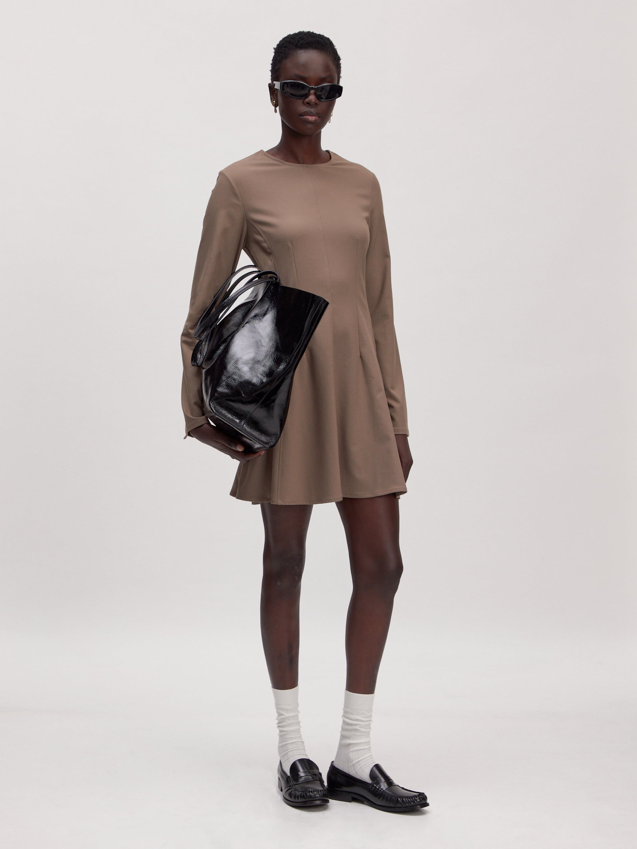 EDITED Produkter Kjole 'Imen' brun