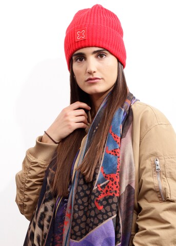 CODELLO Beanie in Red: front