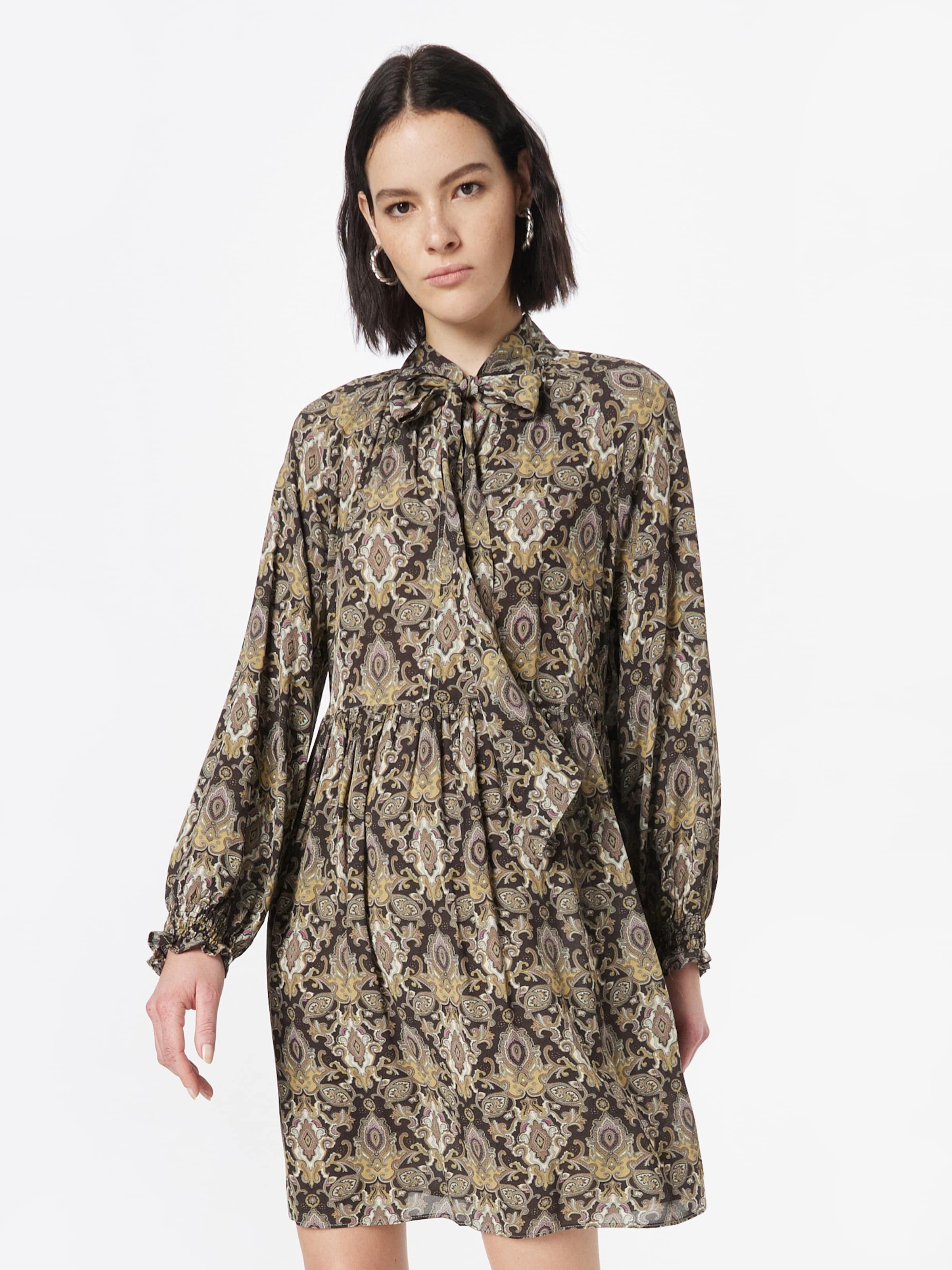 Noa indumentaria online shop