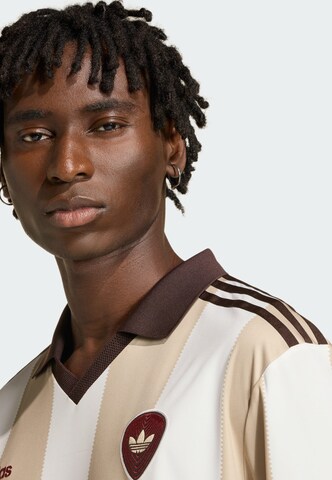 T-Shirt 'Britcore' ADIDAS ORIGINALS en blanc