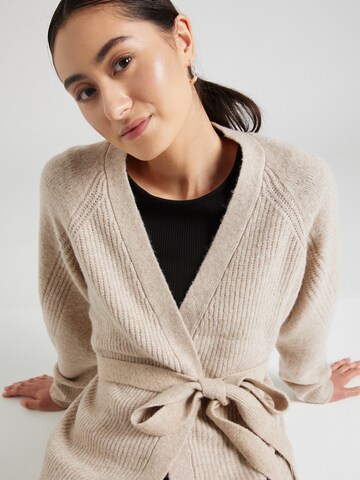 Geacă tricotată 'Loraine' de la VILA pe bej