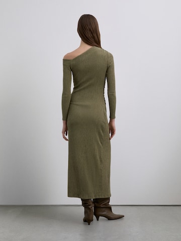 Scalpers Dress ' ' in Green