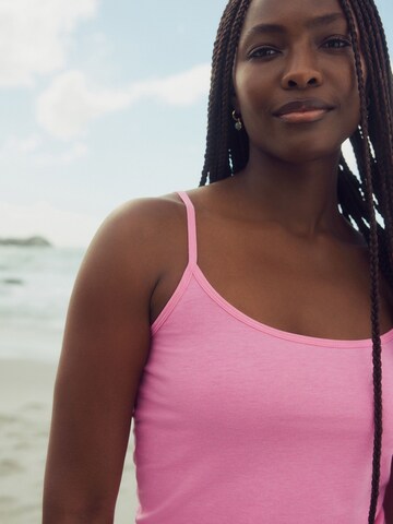 Next Top in Pink
