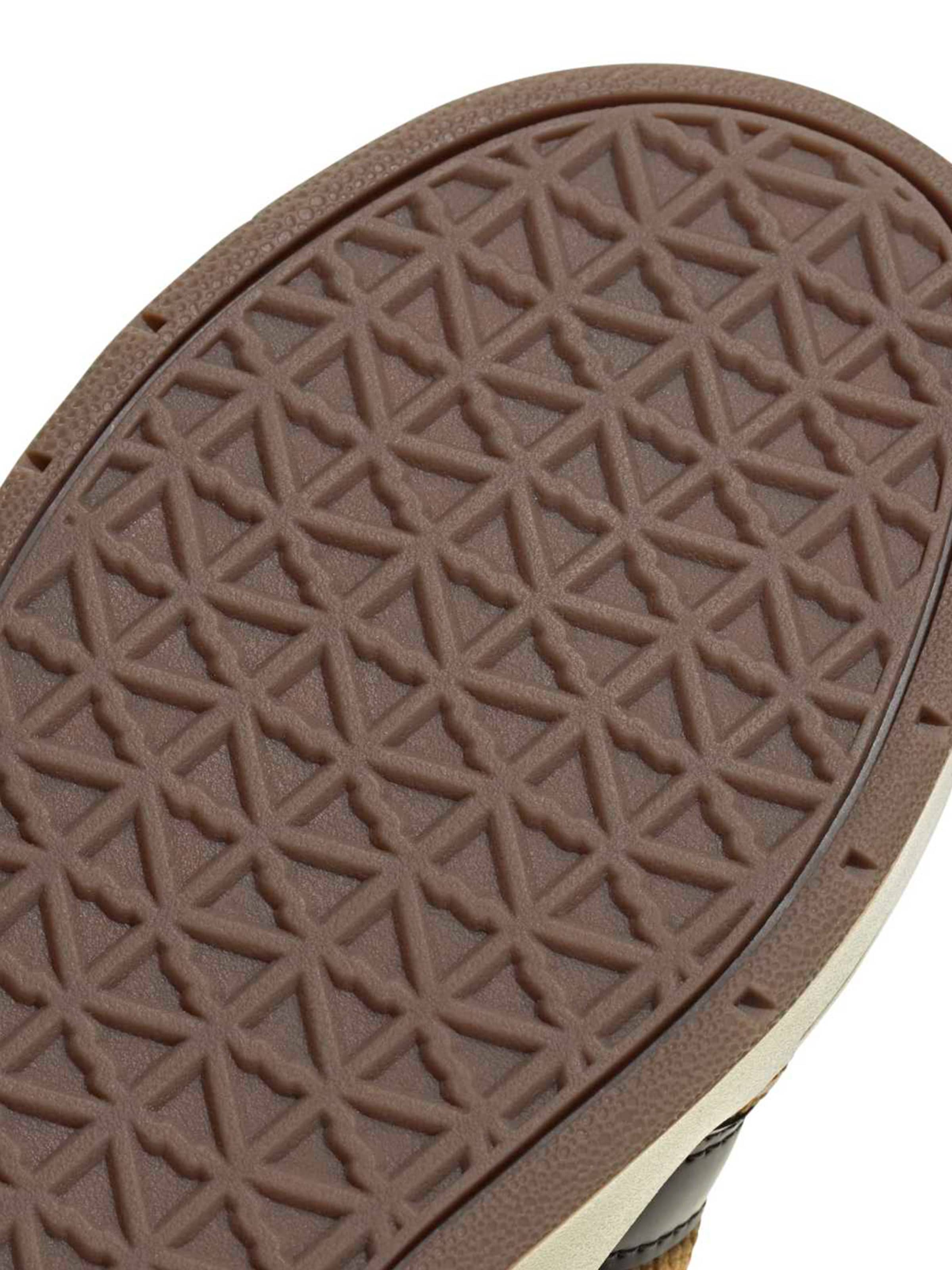 ADIDAS SPORTSWEAR - Zapatillas deportivas 'BREAKBASE C' en marrón