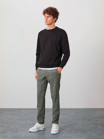 Tommy Life Sweatshirt in Zwart