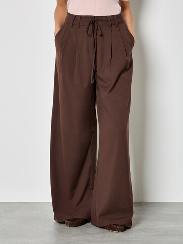 Wide Leg Pantalon ' ' Apricot en marron