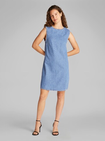 Robe Calvin Klein Jeans en bleu : devant