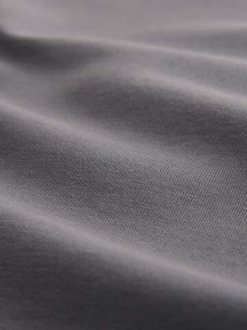 Next T-Shirt 'Motionflex' in Grau