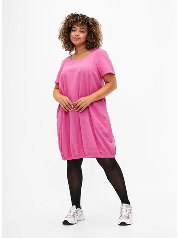 Robe 'Jeasy' Zizzi en rose