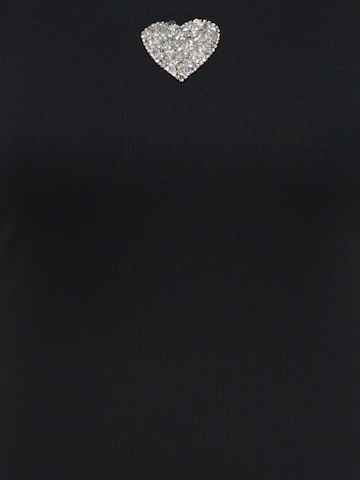 Top 'CARIRIS' di ONLY Carmakoma in nero