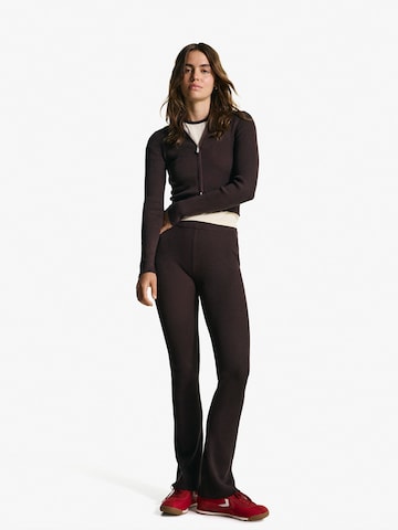 Veste de survêtement Bershka en marron