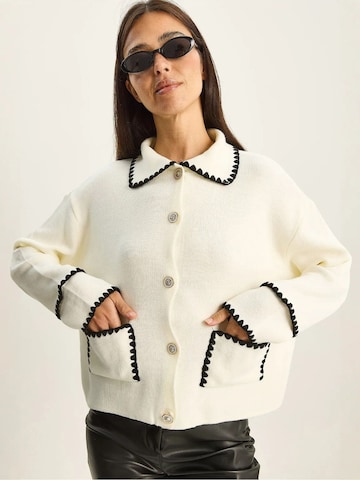 Bianco Lucci Knit cardigan in Beige