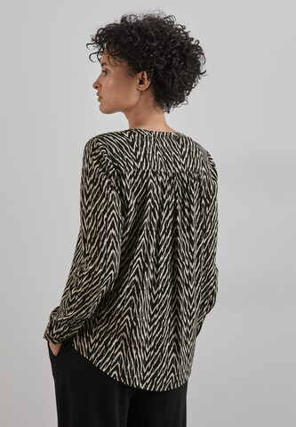 STREET ONE Gemusterte Bluse in Schwarz