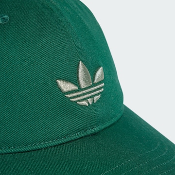 ADIDAS ORIGINALS Čiapka 'Adicolor Classic Trefoil' - Zelená