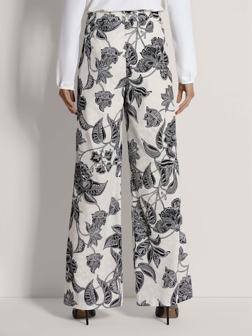 Loosefit Pantalon à pince MADELEINE en blanc