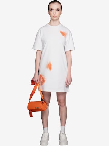 EMBLEMM Oversized dress 'Vinyl' in White: front
