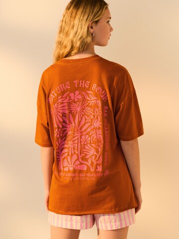 Next T-Shirt in Braun