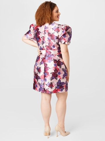 Rochie de cocktail de la Chi Chi Curve pe roz