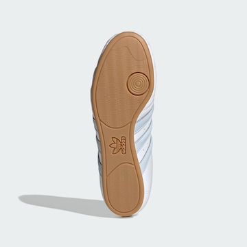 ADIDAS ORIGINALS Низкие кроссовки 'Taekwondo' в Белый