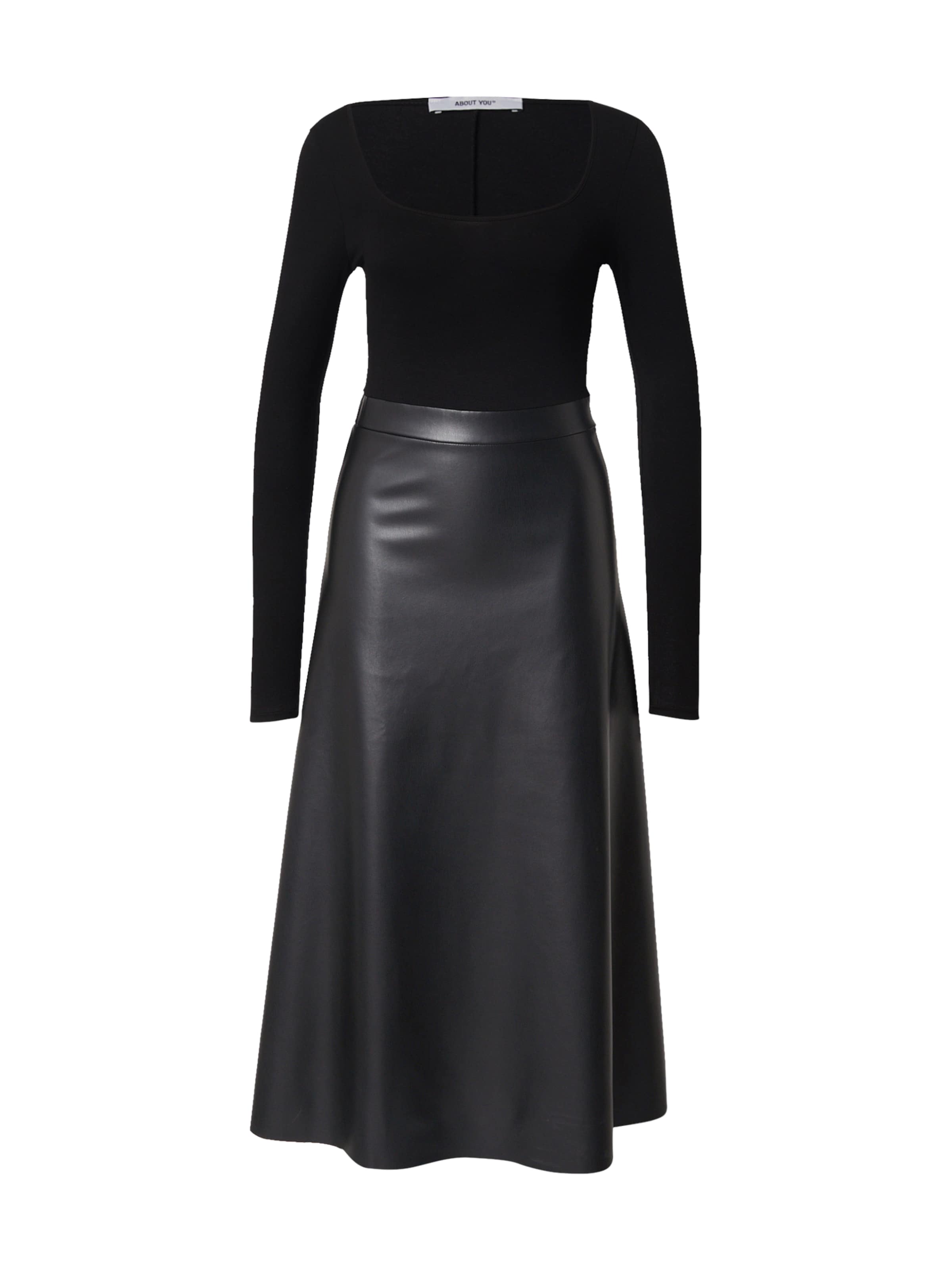 ABOUT YOU Šaty 'Christina' - Čierna: predná strana