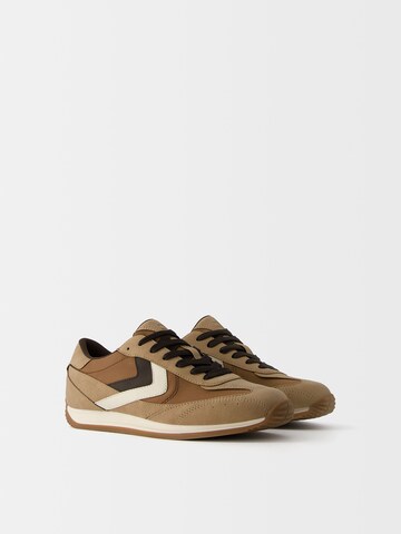Sneaker bassa di Bershka in beige