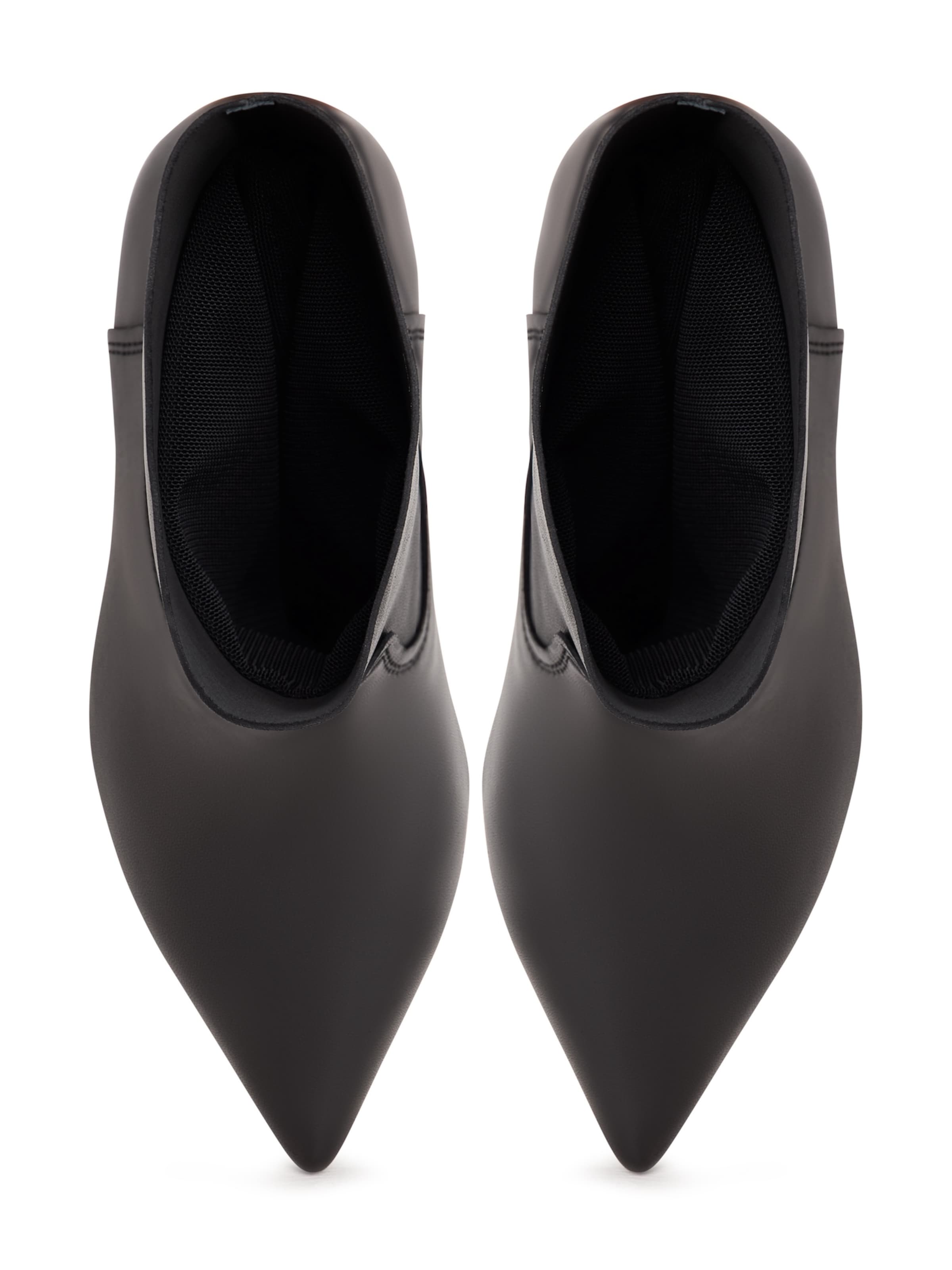 CESARE GASPARI Ankle boots in Black