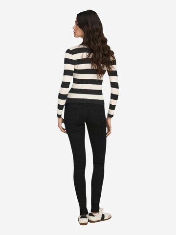 Pullover 'Jdyplum' di JDY in nero