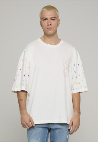 Maglietta 'Sprinkle Donut' di 2Y Premium in bianco