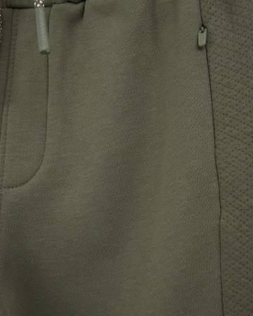 WE Fashion Tapered Byxa i grön