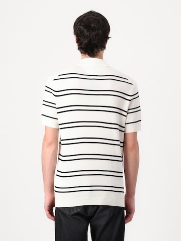 TOMMY HILFIGER Футболка в Белый: сзади