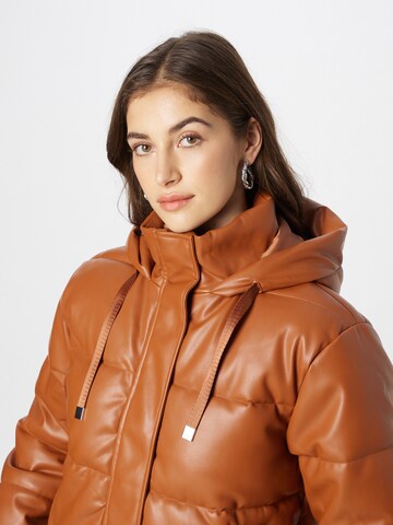 Warehouse Winterjacke in Braun