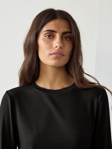 Next Koszulka w kolorze czarny