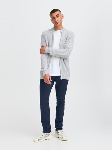 !Solid - regular Pantalón chino 'CHASE' en azul: frente