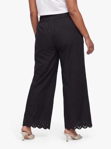 Largi Pantaloni 'CARPAULA' de la ONLY Carmakoma pe negru