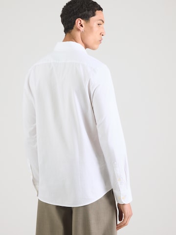 Marc O'Polo Средняя посадка Рубашка в Белый: сзади