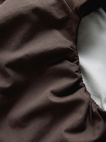 The Set T-shirt i grå