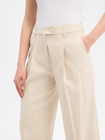 Marc Cain Regular Pleat-front trousers 'Wasco' in Beige