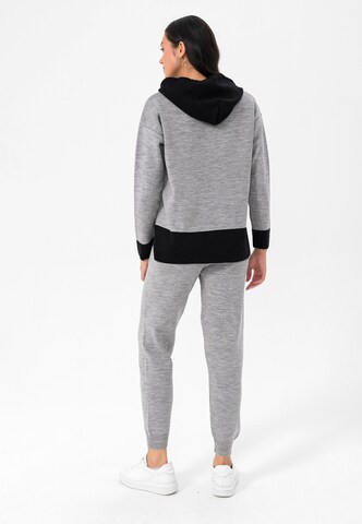 Jimmy Sanders Loungewear in Grey