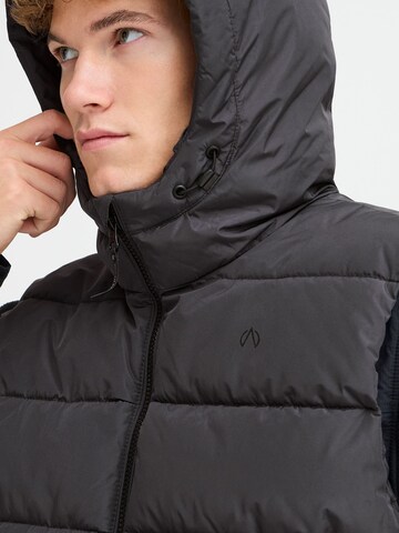 Gilet 'Amato' di North Bend in grigio