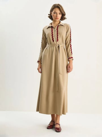 Bianco Lucci Blousejurk in Bruin: voorkant