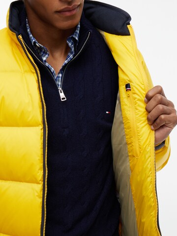 Giacca invernale di TOMMY HILFIGER in giallo