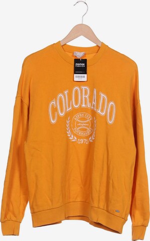 Pull&Bear Sweatshirt & Zip-Up Hoodie in S in Yellow: front