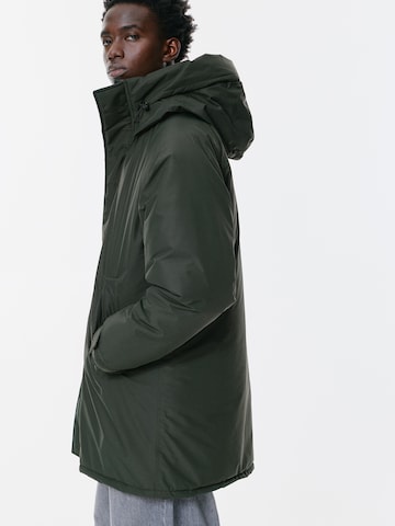 Parka mi-saison Pull&Bear en vert