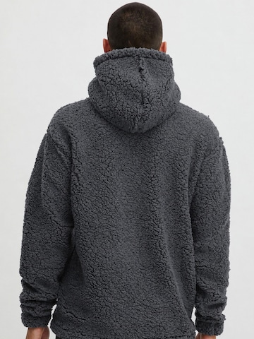 11 Project Sweater in Grey