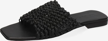 MELVIN & HAMILTON Mules 'Sandrine 9' in Black: front